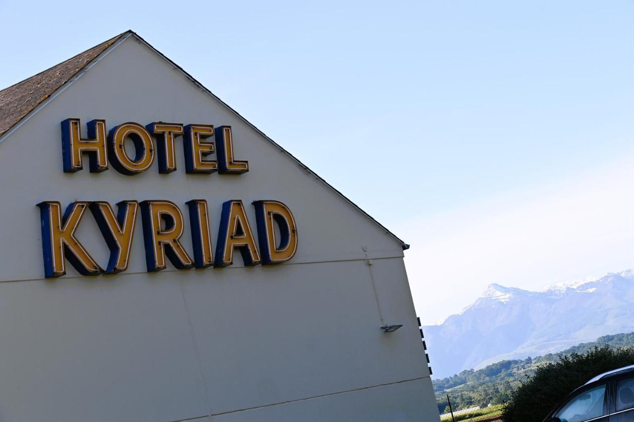 Kyriad Tarbes Odos Buitenkant foto